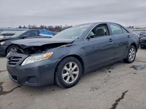 Toyota Camry BASE 2.5L 4 2011