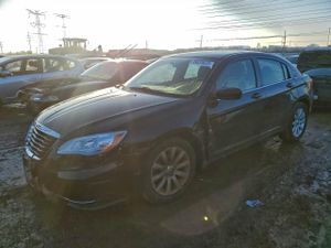 Chrysler 200 TOURING 3.6L 6 2014