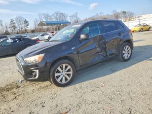 Mitsubishi Outlander ES 2.0L 4 2014