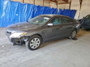 Toyota Camry BASE 2.5L 4 2010