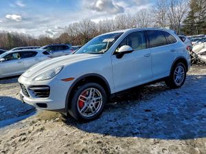 Porsche Cayenne TURBO 4.8L 8 2014