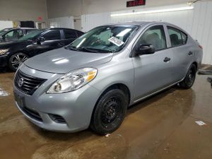 Nissan Versa S 1.6L 4 2014