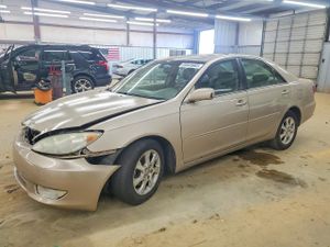 Toyota Camry LE 3.0L 6 2005