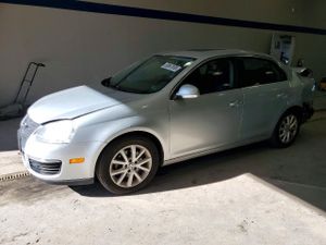 Volkswagen Jetta SE 2.5L 5 2010