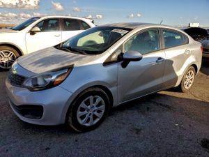 Kia Rio LX 1.6L 4 2013