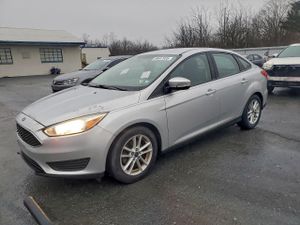 Ford Focus SE 2.0L 4 2015