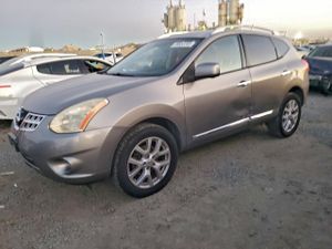 Nissan Rogue S 2.5L 4 2012