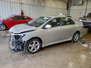 Toyota Corolla BASE 1.8L 4 2012