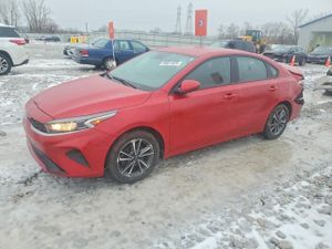 Kia Cerato / Forte / K3 LX 2 L 4 2023