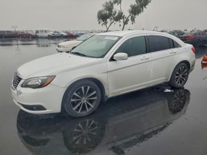 Chrysler 200 LIMITED 3.6L 6 2013