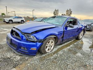 Ford Mustang 3.7L 6 2014