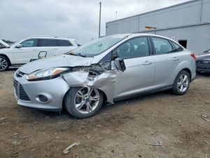 Ford Focus SE 2.0L 4 2013
