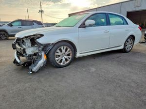 Toyota Avalon BASE 3.5L 6 2011