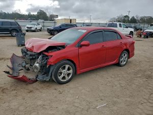 Toyota Corolla BASE 1.8L 4 2013