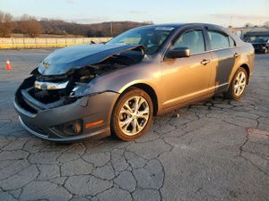 Ford Fusion SE 2.5L 4 2012