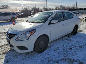 Nissan Versa S 1.6L 4 2015