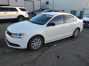 Volkswagen Jetta BASE 2.0L 4 2014
