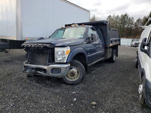 Ford F-350 SUPER DUTY 6.2L 8 2015