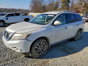 Nissan Pathfinder S 3.5L 6 2013
