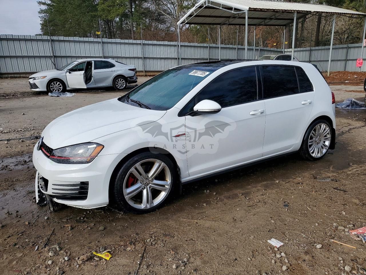 Volkswagen Golf 2 L 4 2015