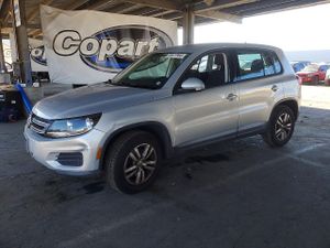 Volkswagen Tiguan S 2.0L 4 2012