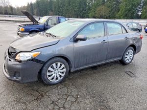Toyota Corolla BASE 1.8L 4 2013
