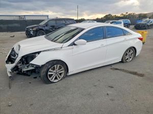 Hyundai Sonata GLS 2.4L 4 2012