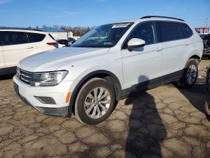 Volkswagen Tiguan SE 2.0L 4 2019