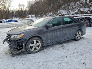 Toyota Camry HYBRID 2.5L 4 2014