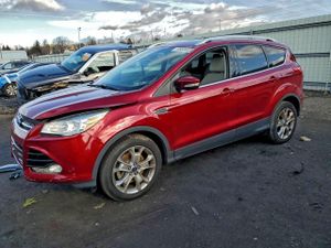 Ford Escape TITANIUM 2.0L 4 2015