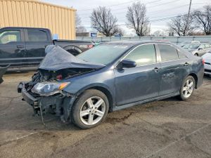 Toyota Camry BASE 2.5L 4 2012