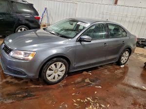 Volkswagen Jetta SE 1.8L 4 2014