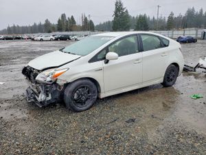 Toyota Prius 1.8L 4 2015