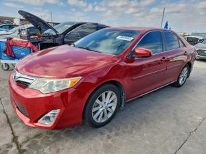 Toyota Camry SE 3.5L 6 2014