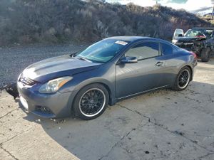 Nissan Altima SR 3.5L 6 2012