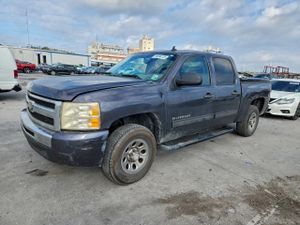 Chevrolet Silverado 1500 C1500 LS 4.8L 8 2011