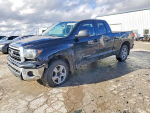 Toyota Tundra DOUBLE CAB SR5 5.7L 8 2010