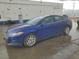 Ford Fusion SE 2.5L 4 2015