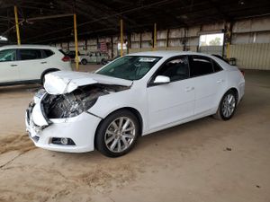 Chevrolet Malibu 2LT 2.5L 4 2015