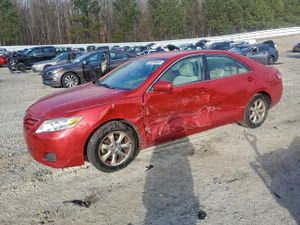 Toyota Camry BASE 2.5L 4 2011