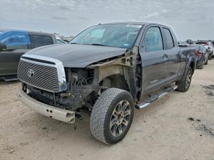 Toyota Tundra DOUBLE CAB SR5 4.6L 8 2012