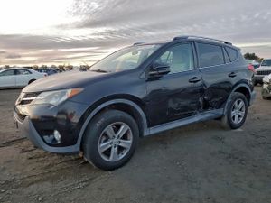Toyota Rav4 XLE 2.5L 4 2014
