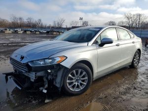 Ford Fusion S 2.5L 4 2015
