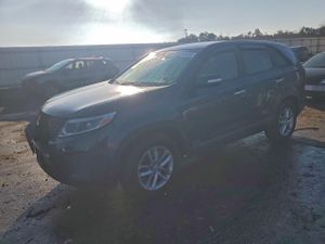 Kia Sorento LX 2.4L 4 2014