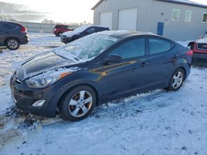 Hyundai Elantra GLS 1.8L 4 2013