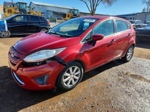 Ford Fiesta SE 1.6L 4 2011