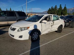 Toyota Corolla BASE 1.8L 4 2010