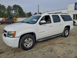 Chevrolet Suburban C1500 LT 5.3L 8 2013