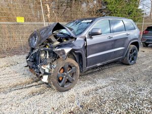 Jeep Grand Cherokee LAREDO 3.6L 6 2015