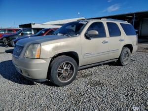 GMC Yukon DENALI 6.2L 8 2009